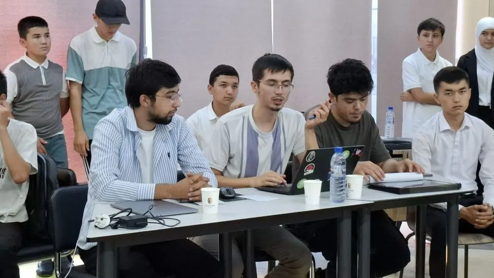 Working through the challenge, Lumora event in Jizzakh